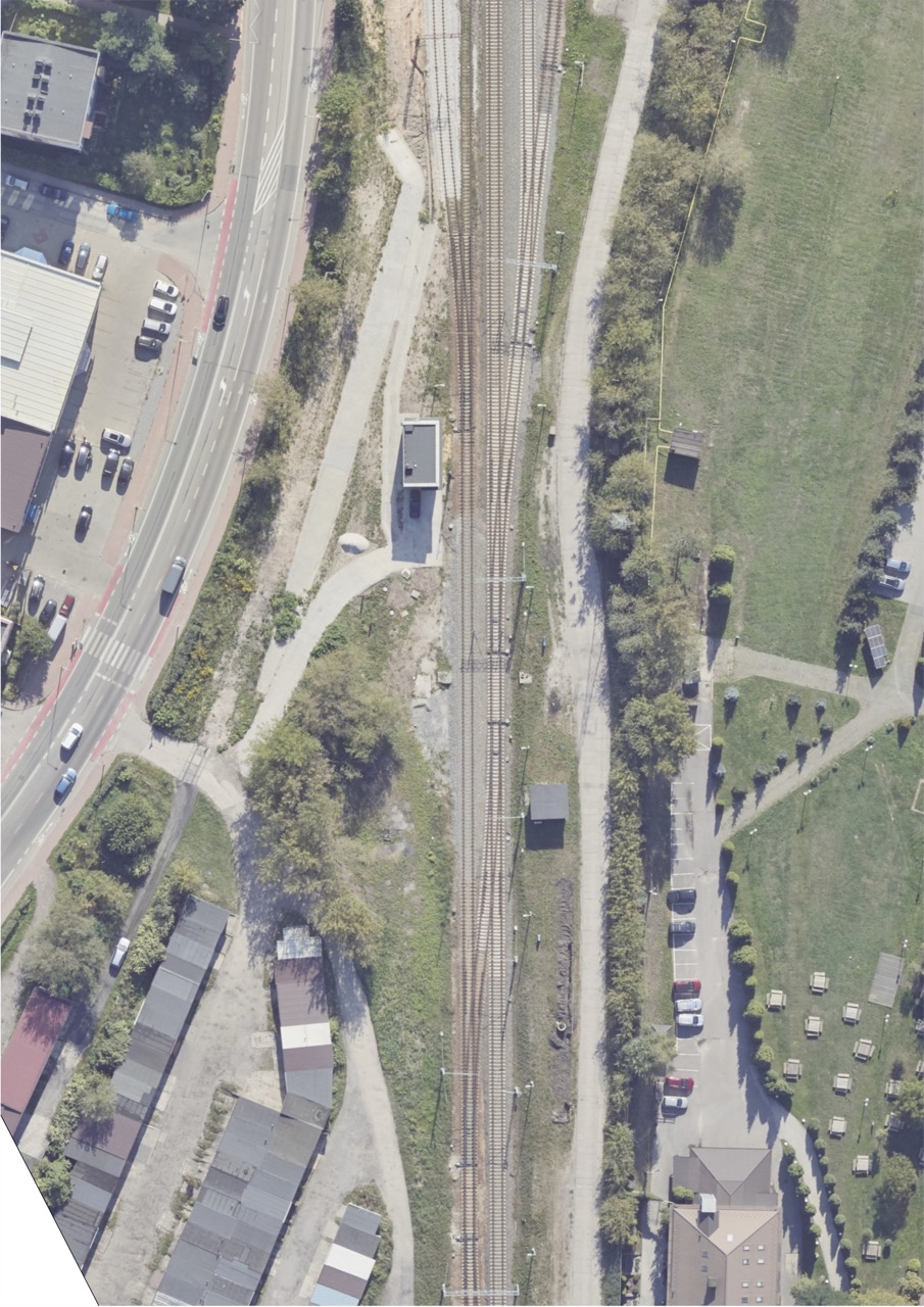 Pracownicy na bocznicy kolejowej